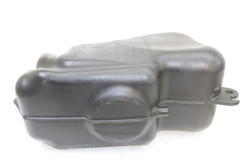 photo de FUEL TANK PIAGGIO MP3 500 (2014 - 2017) - Alternative perspective