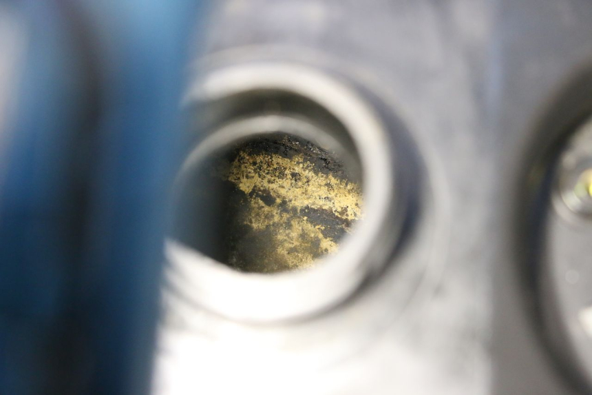 photo de FUEL TANK KYMCO MXU R 250 (2004 - 2010) - Zoom on usage condition