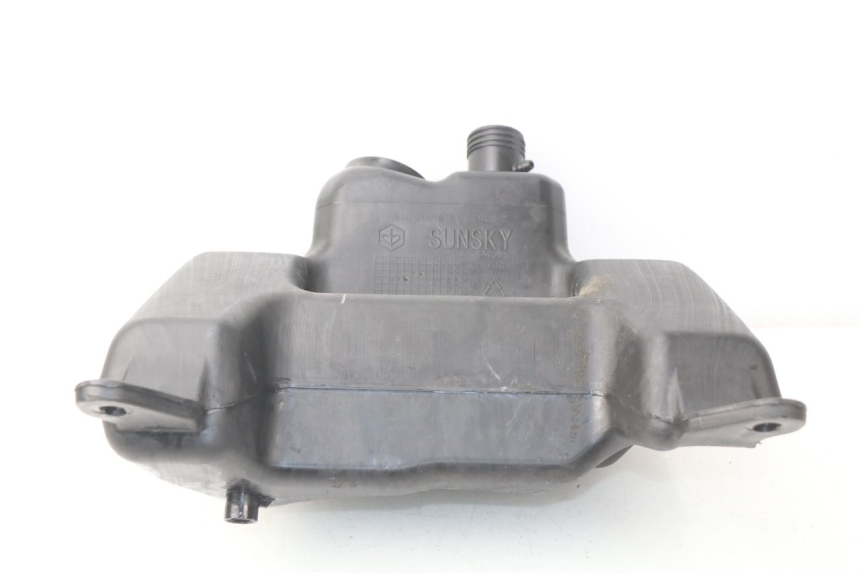 photo de FUEL TANK PIAGGIO NEW TYPHOON 50 (2010 - 2017) - Zoom on usage condition