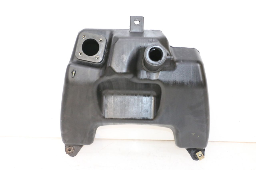 photo de FUEL TANK PIAGGIO NEW TYPHOON 50 (2018 - 2021) - Zoom on usage condition