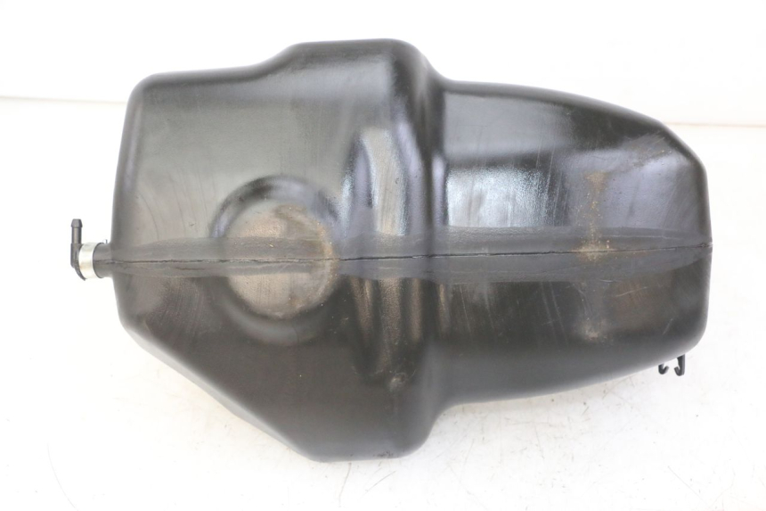 photo de FUEL TANK PIAGGIO NRG POWER PUREJET 50 (2018 - 2021) - Technical close-up