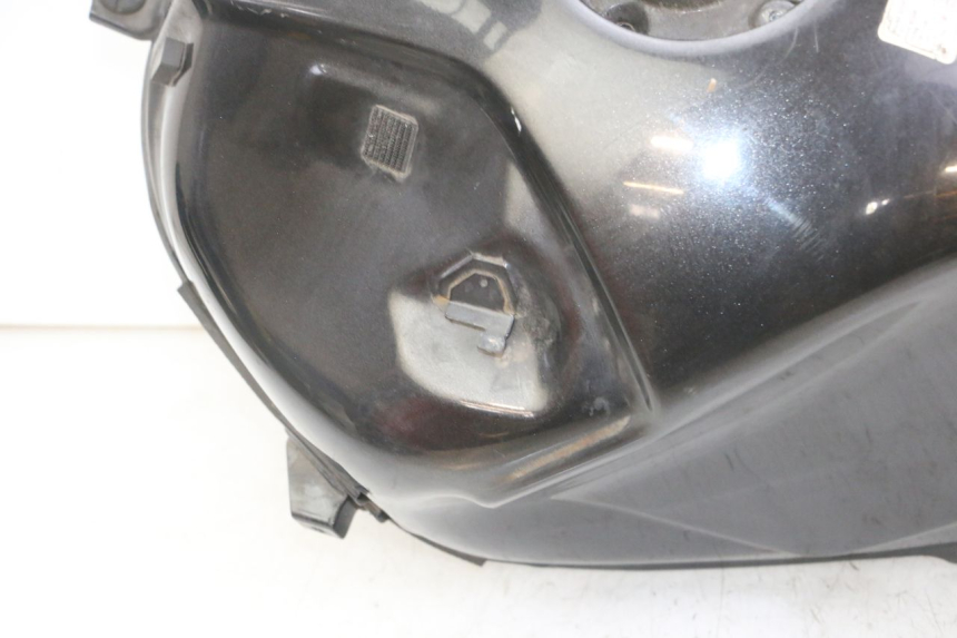 photo de FUEL TANK HONDA NTV DEAUVILLE ABS 700 (2007 - 2016) - Focus on structure