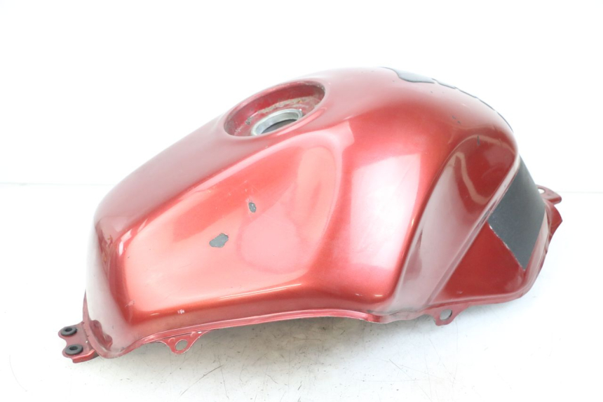 photo de FUEL TANK HONDA NTV DEAUVILLE 650 (1998 - 2001) - Focus on structure