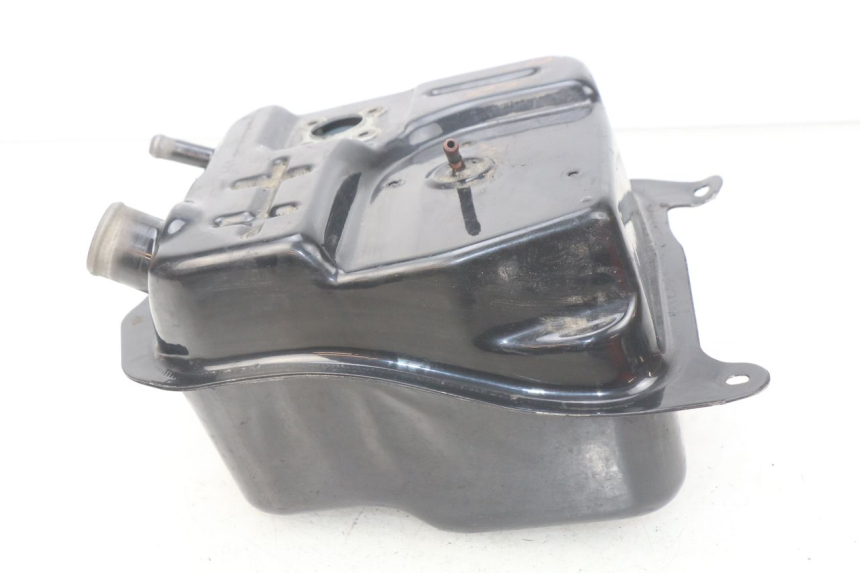 photo de FUEL TANK SYM ORBIT III 3 4T 50 (2018 - 2021) - Technical close-up