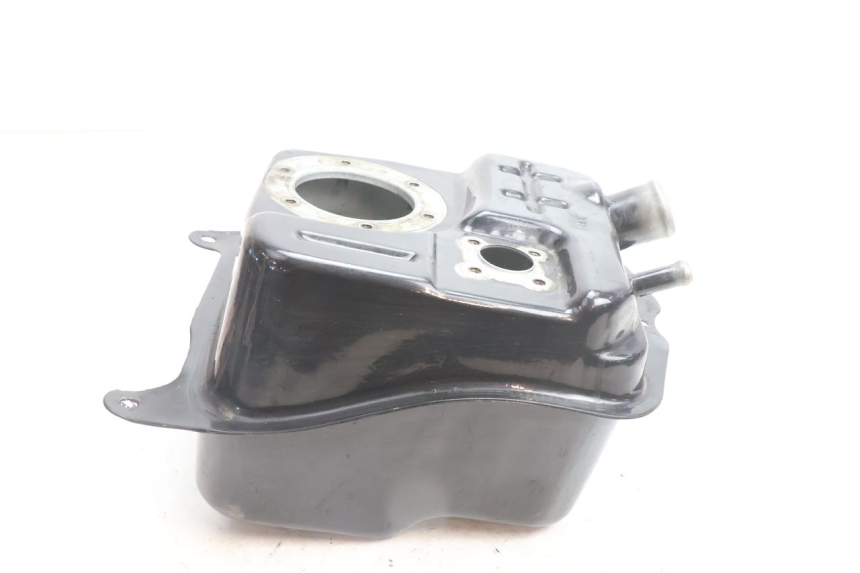 photo de FUEL TANK SYM ORBIT III 3 4T 50 (2021 - 2025) - Zoom on usage condition