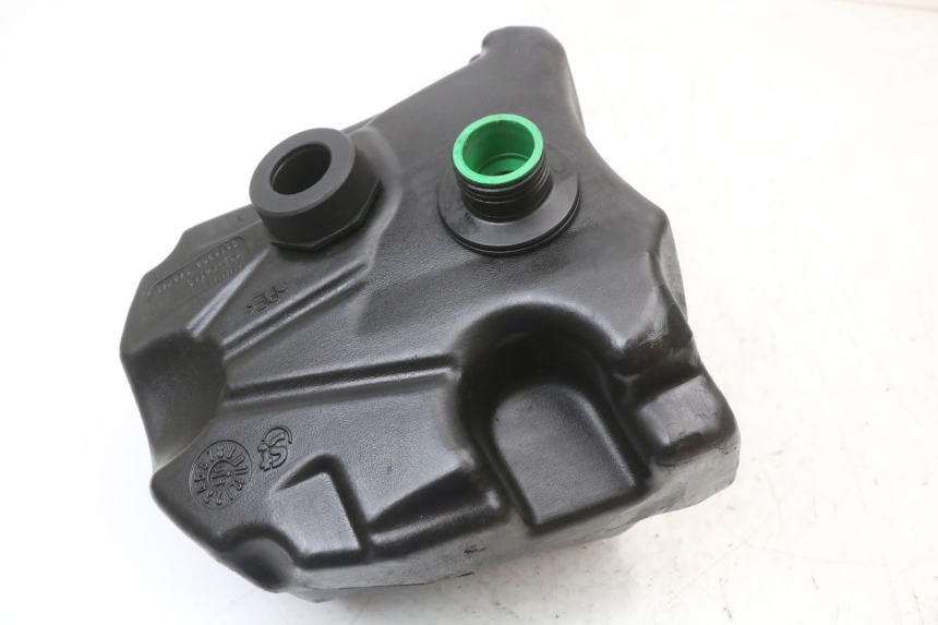 photo de FUEL TANK MBK OVETTO 2T 50 (2007 - 2017) - Zoom on usage condition