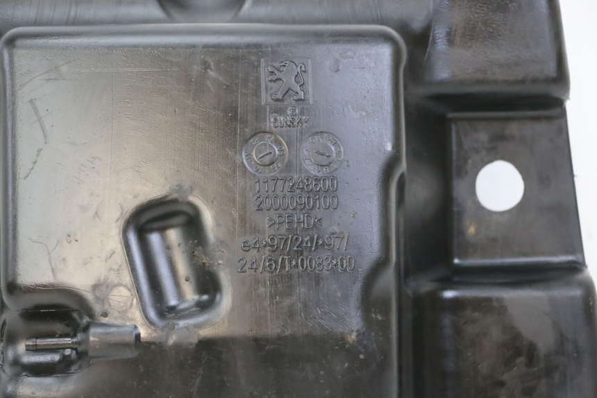 photo de FUEL TANK PEUGEOT SPEEDFIGHT 3 LC 2T 50 (2009 - 2015) - Component detail