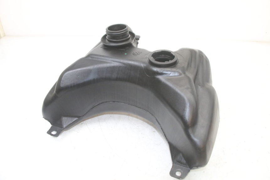 photo de FUEL TANK PEUGEOT TREKKER TKR 50 (2005 - 2014) - Alternative perspective