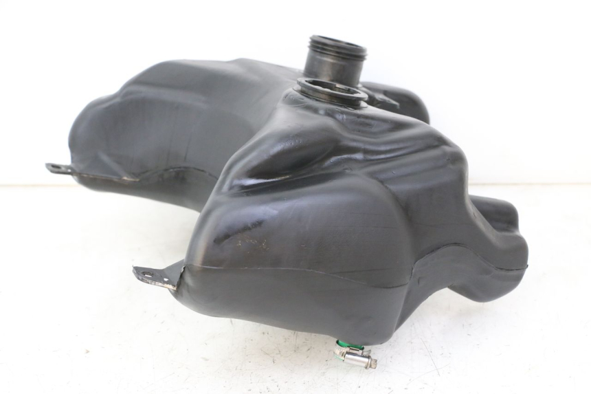 photo de FUEL TANK PEUGEOT TREKKER TKR 50 (2005 - 2014) - Alternative perspective