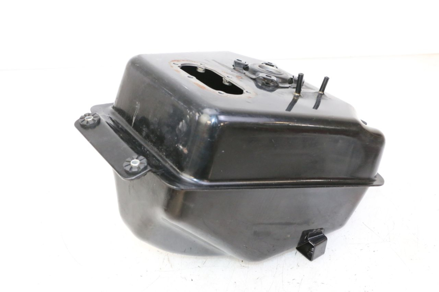 photo de FUEL TANK MAG POWER R-STREET 50 (2016 - 2025) - Surface and material condition