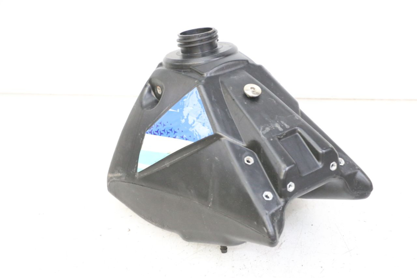 photo de FUEL TANK APOLLO RFZ 125 - Technical close-up
