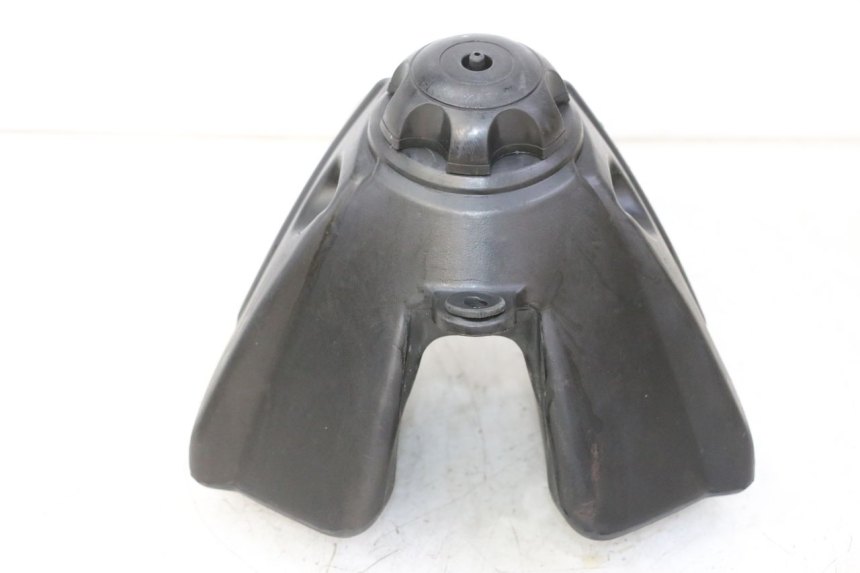 photo de FUEL TANK APOLLO RFZ 125 - Fixing points details