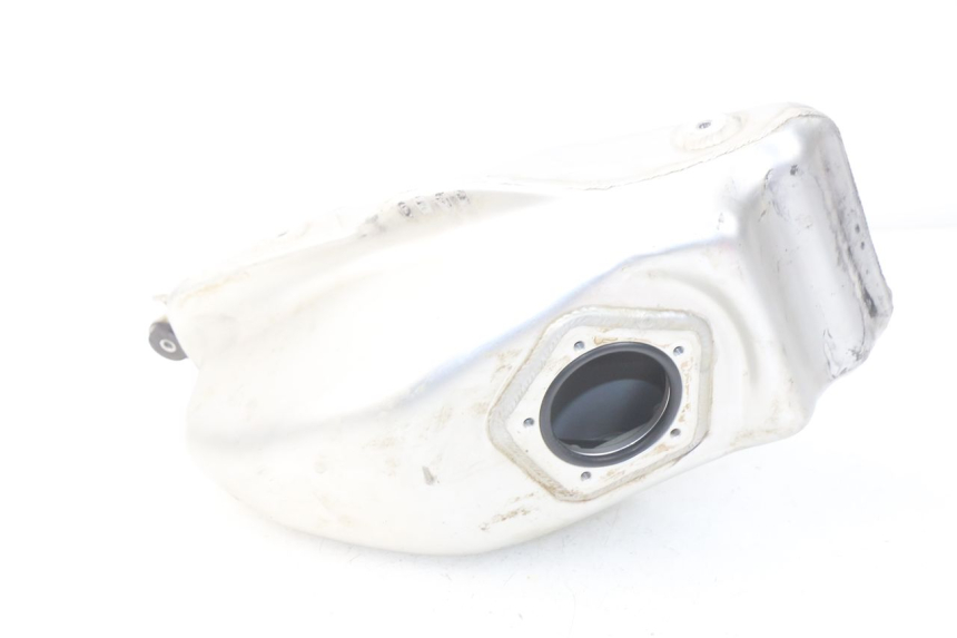 photo de FUEL TANK SUZUKI RMZ RM-Z 450 (2008 - 2011) - Technical close-up