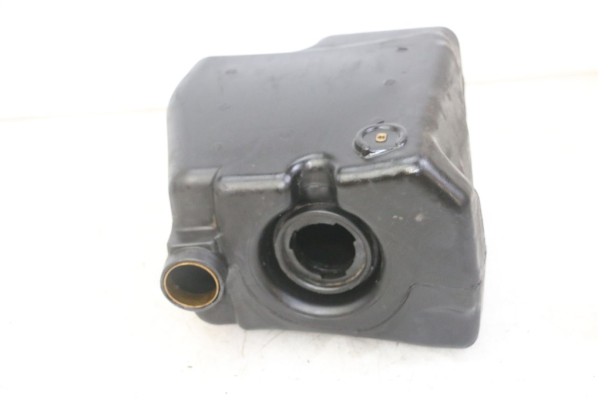 photo de FUEL TANK GILERA RUNNER SL 50 (2006 - 2009) - Alternative perspective
