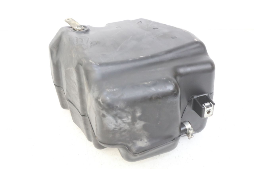photo de FUEL TANK GILERA RUNNER SP 50 (2009 - 2017) - Zoom on usage condition