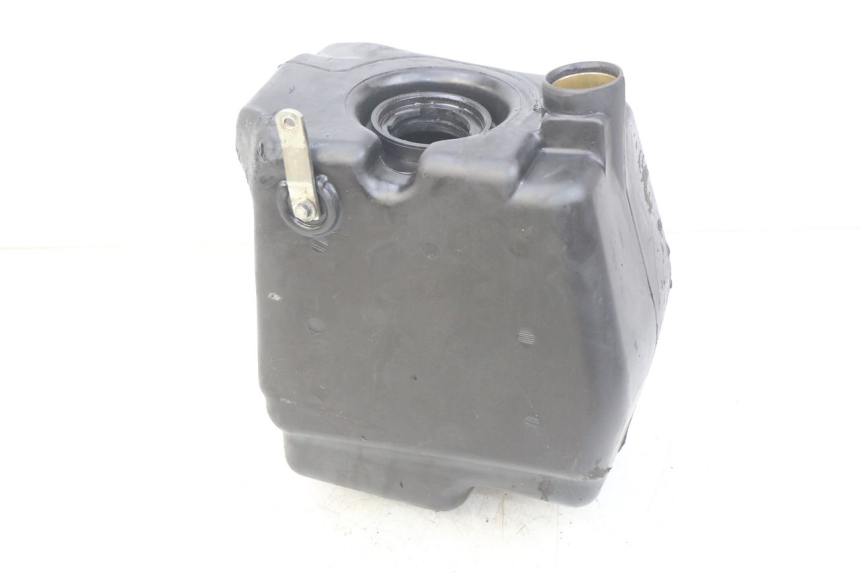 photo de FUEL TANK GILERA RUNNER SP 50 (2009 - 2017) - Zoom on usage condition