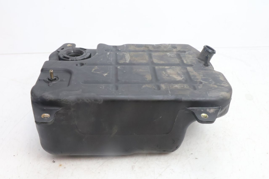 photo de FUEL TANK DAELIM S2 125 (2006 - 2007) - Fixing points details