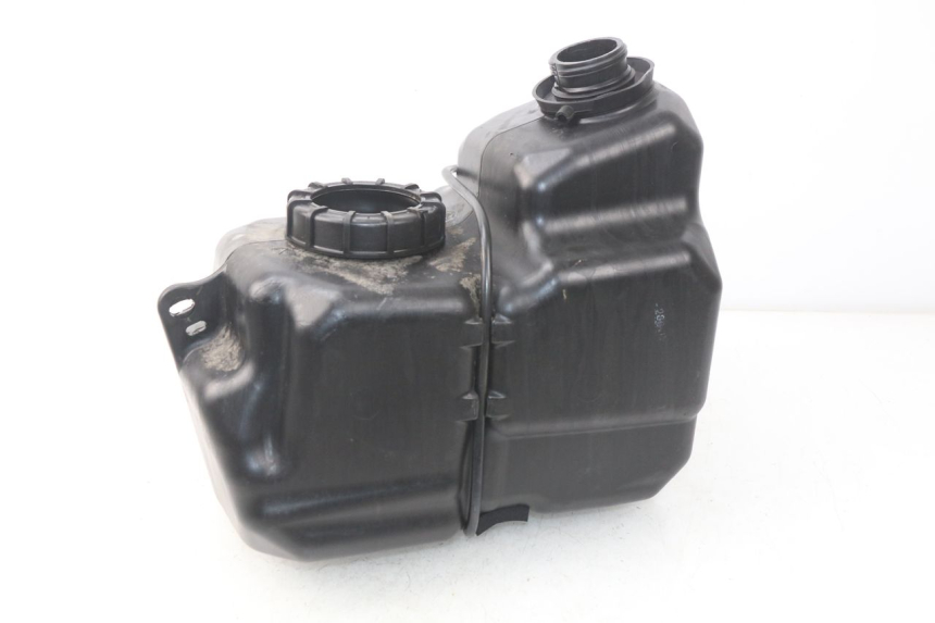 photo de FUEL TANK PEUGEOT SATELIS 125 (2013 - 2018) - Alternative perspective