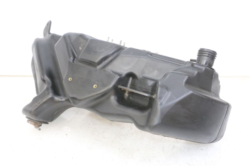 photo de FUEL TANK APRILIA SCARABEO GT TOURING 125 (1999 - 2005) - Component detail