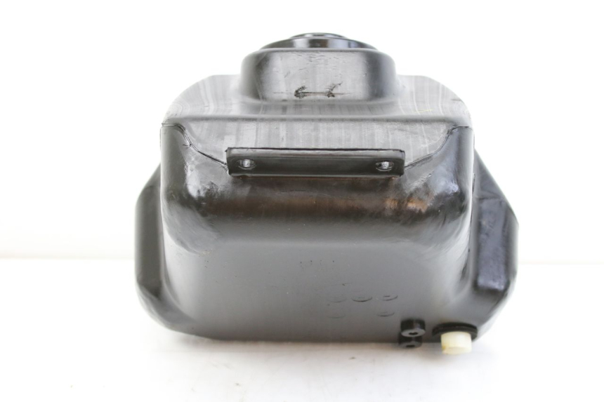 photo de FUEL TANK KYMCO SENTO 100 (2008 - 2013) - Alternative perspective