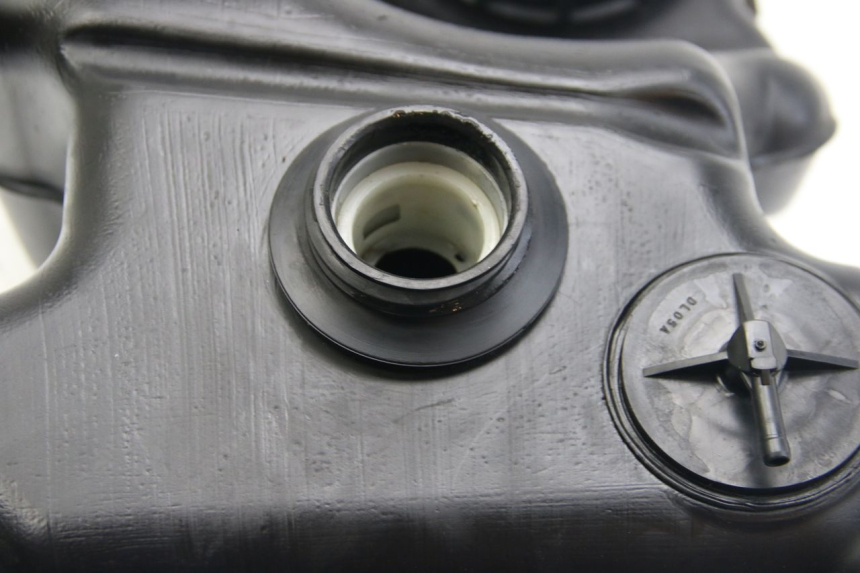 photo de FUEL TANK SUZUKI SIXTEEN 125 (2008 - 2010) - Checked used part