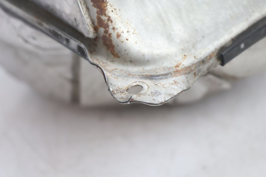 photo de FUEL TANK CAN-AM SPYDER RS 1000 (2008 - 2012) - Product overview