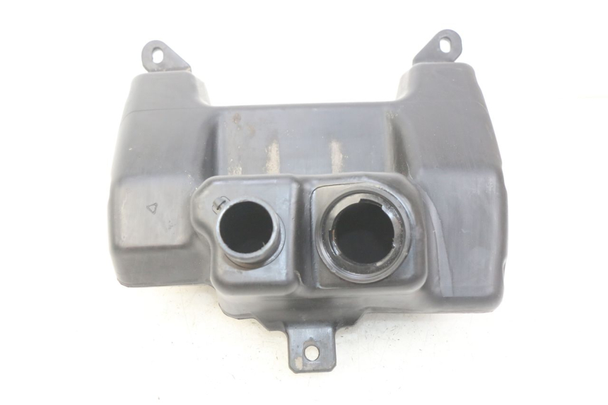 photo de FUEL TANK APRILIA SR 2T 50 (2012 - 2017) - Alternative perspective