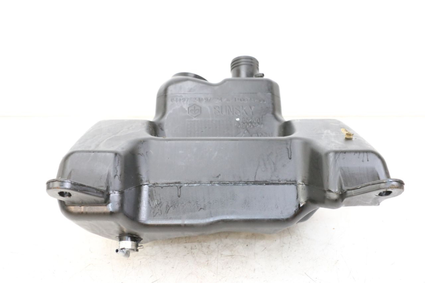 photo de FUEL TANK APRILIA SR MOTARD 50 (2012 - 2018) - Technical close-up