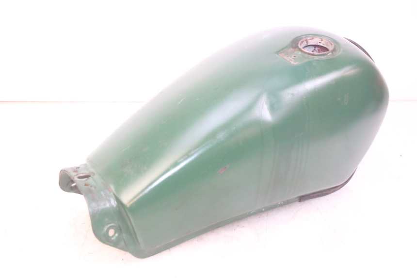photo de FUEL TANK YAMAHA SR 125 (1982 - 2003) - Markings and original references