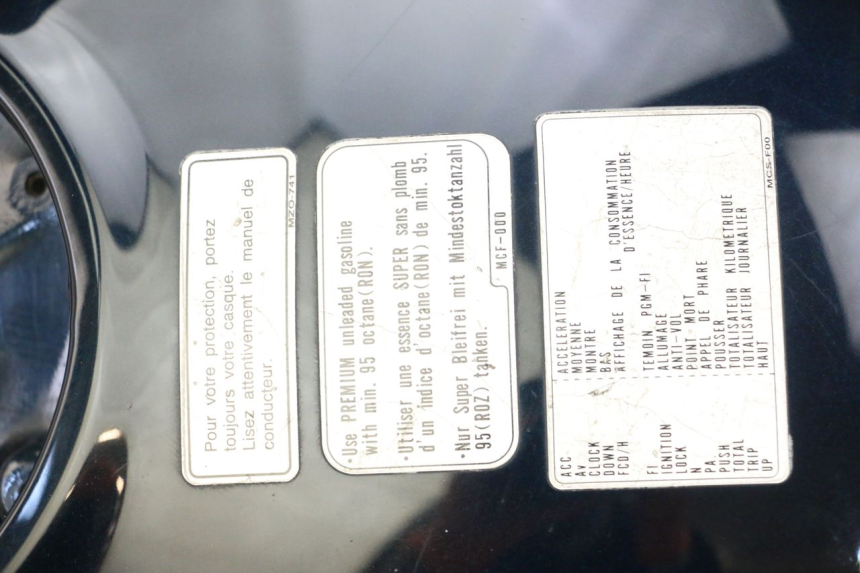 photo de FUEL TANK HONDA ST PAN EUROPEAN 1300 (2002 - 2013) - Zoom on usage condition