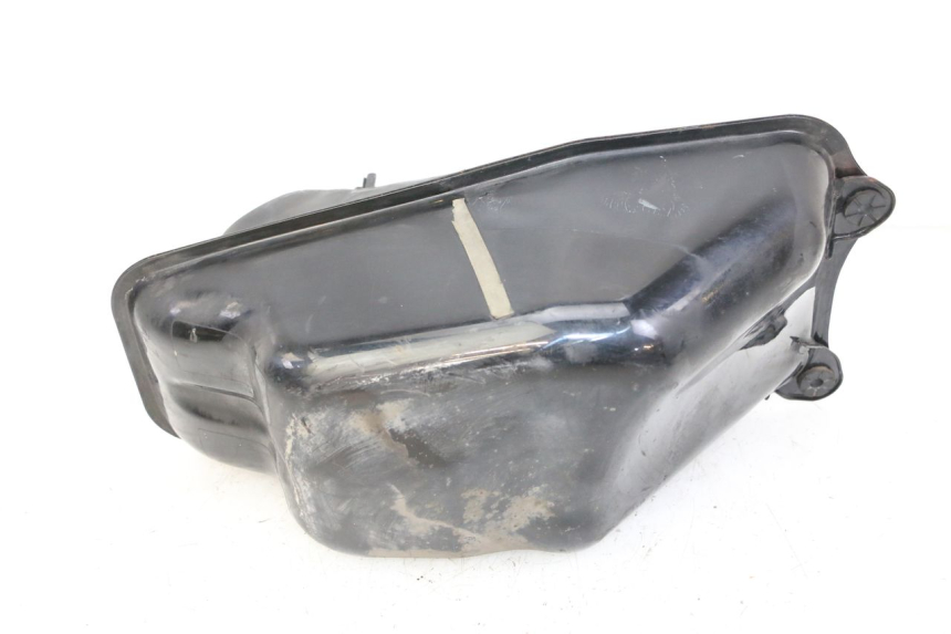 photo de FUEL TANK HONDA ST PAN EUROPEAN 1300 (2002 - 2013) - Alternative perspective