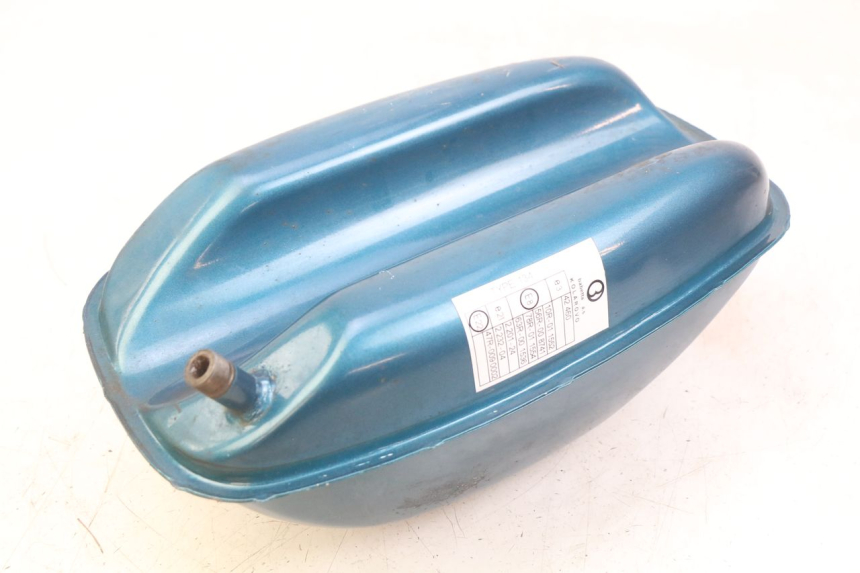 photo de FUEL TANK JAWA STELLA BABETTA 134 50 - Fixing points details