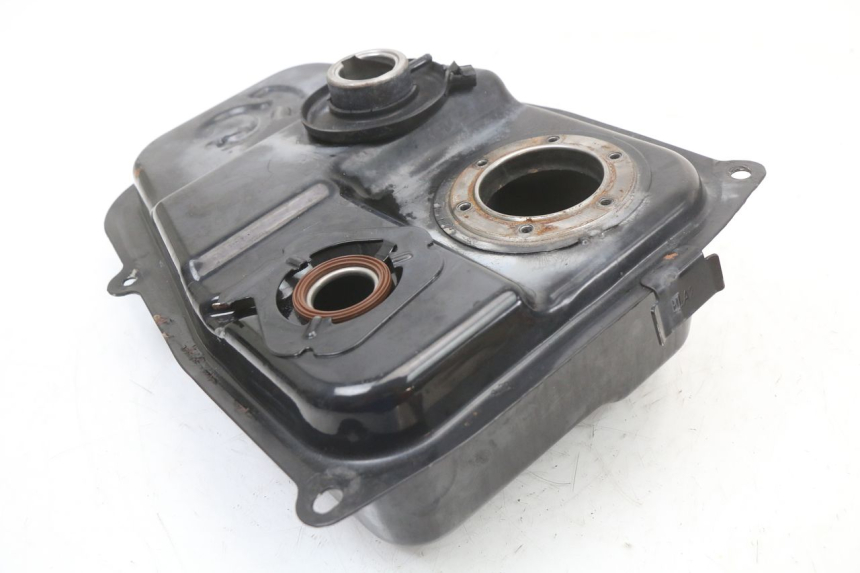 photo de FUEL TANK KYMCO SUPER 8 4T 50 (2021 - 2024) - Technical close-up