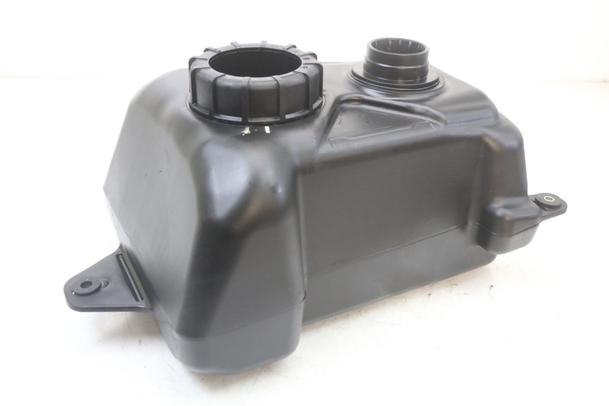 photo de FUEL TANK SUZUKI BURGMAN 125 (2018 - 2021) - Alternative perspective