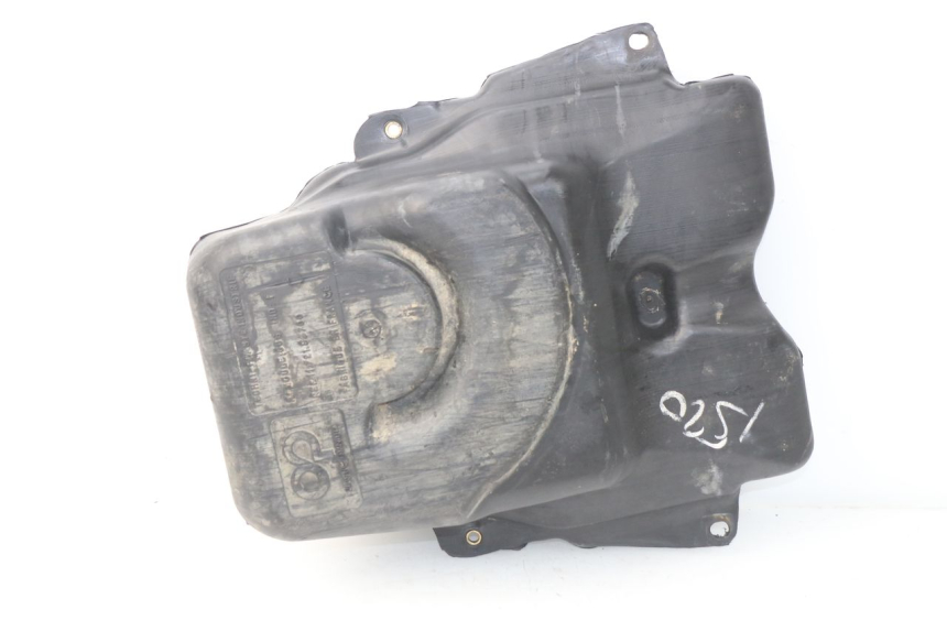 photo de FUEL TANK PEUGEOT SV 50 (1992 - 2004) - Component detail