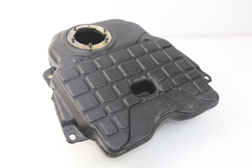 photo de FUEL TANK PEUGEOT SV 80 (1993 - 1997) - Zoom on usage condition