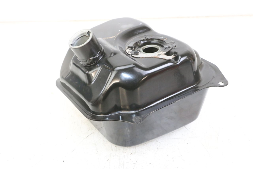photo de FUEL TANK TNT MOTOR ROMA 10' 4T 50 (2019 - 2022) - Alternative perspective