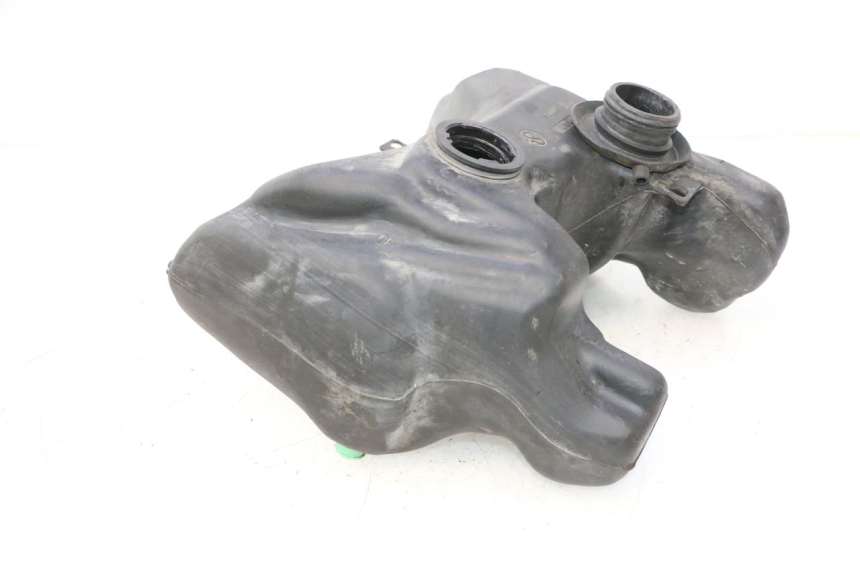 photo de FUEL TANK PEUGEOT TREKKER 50 (1995 - 2004) - Zoom on usage condition
