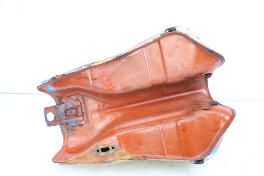 photo de FUEL TANK SUZUKI TS X 80 (1984 - 1988) - Alternative perspective