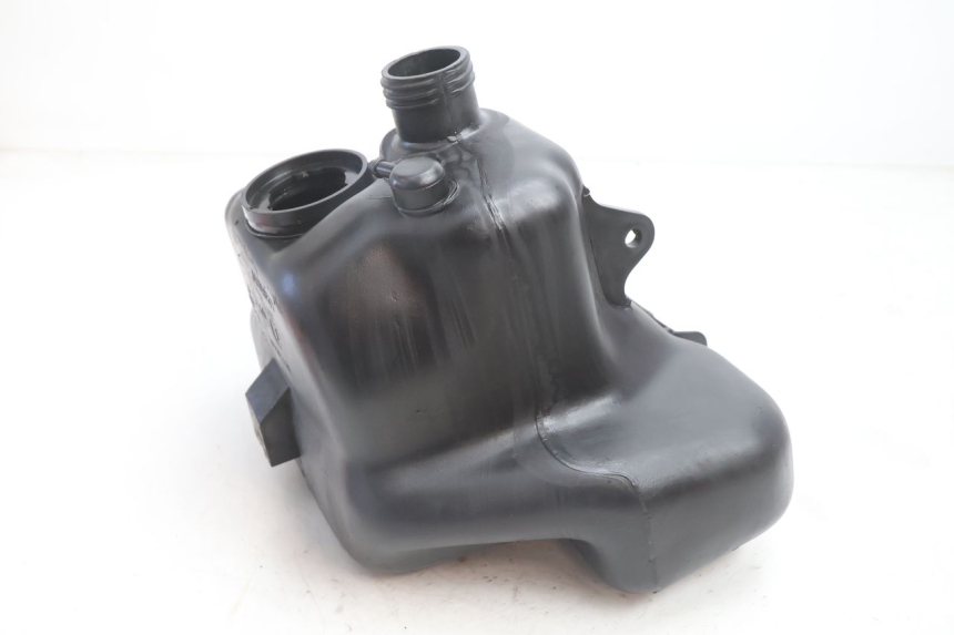 photo de FUEL TANK PIAGGIO TYPHOON 50 (2000 - 2009) - Zoom on usage condition