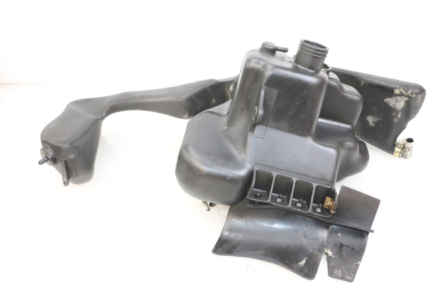 photo de FUEL TANK PIAGGIO TYPHOON 80 (1994 - 1997) - Alternative perspective