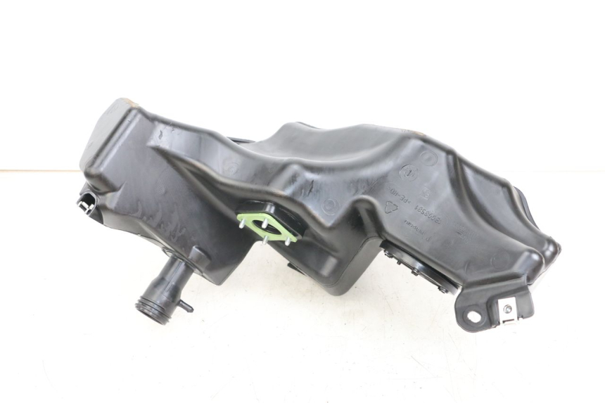 photo de FUEL TANK PIAGGIO VESPA PRIMAVERA 4T 50 (2021 - 2024) - Zoom on usage condition