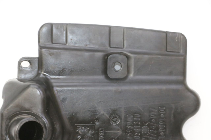photo de FUEL TANK PEUGEOT VIVACITY NEW 4T 50 (2008 - 2017) - Surface and material condition