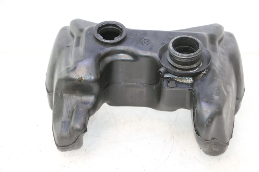 photo de FUEL TANK PEUGEOT VIVACITY 50 (1998 - 2003) - Alternative perspective