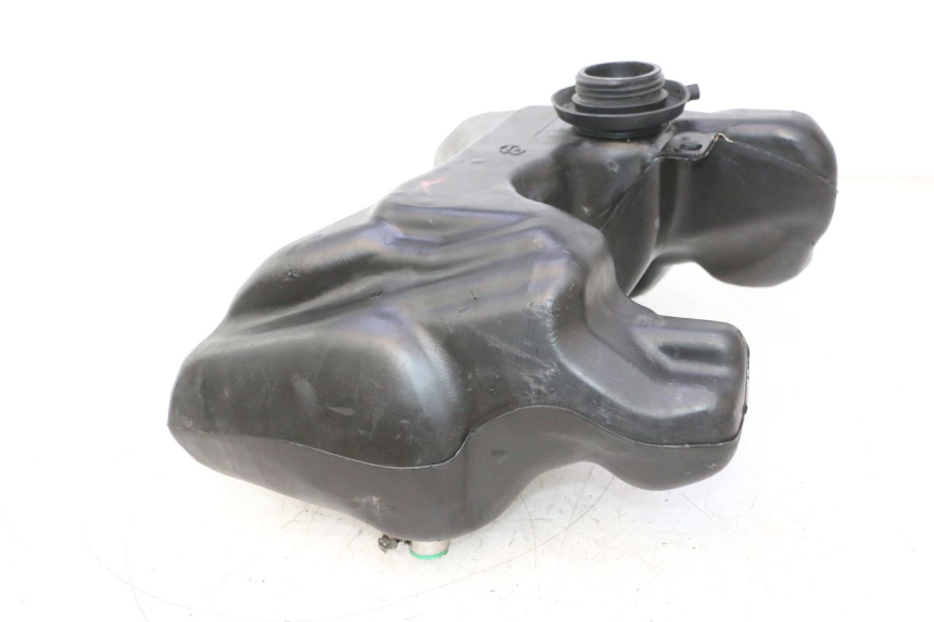 photo de FUEL TANK PEUGEOT VIVACITY 50 (2004 - 2009) - Alternative perspective