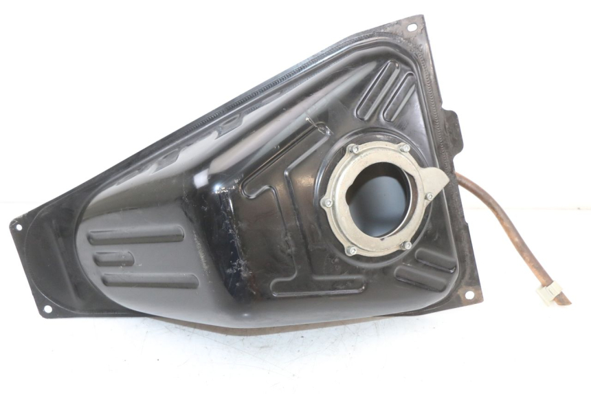 photo de FUEL TANK YAMAHA XMAX X-MAX ABS 125 (2017 - 2020) - Fixing points details