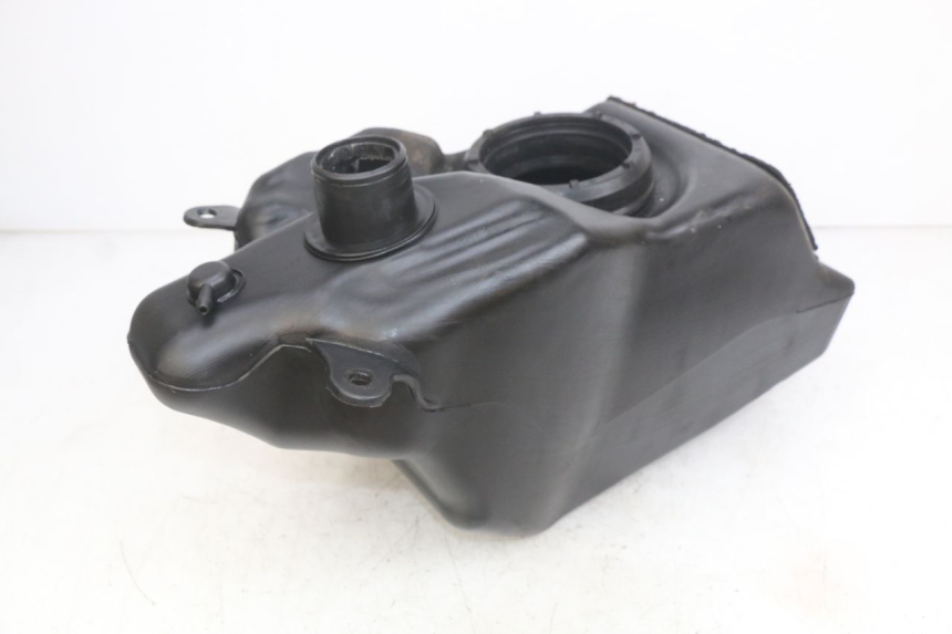 photo de FUEL TANK YAMAHA X-MAX XMAX 250 (2006 - 2009) - Technical close-up