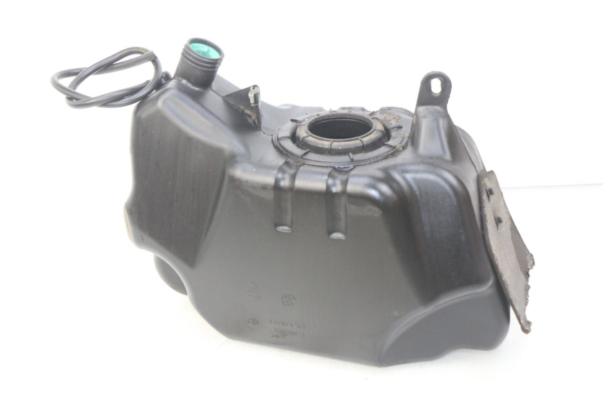 photo de FUEL TANK PIAGGIO X9 EVOLUTION 500 (2003 - 2005) - Main view