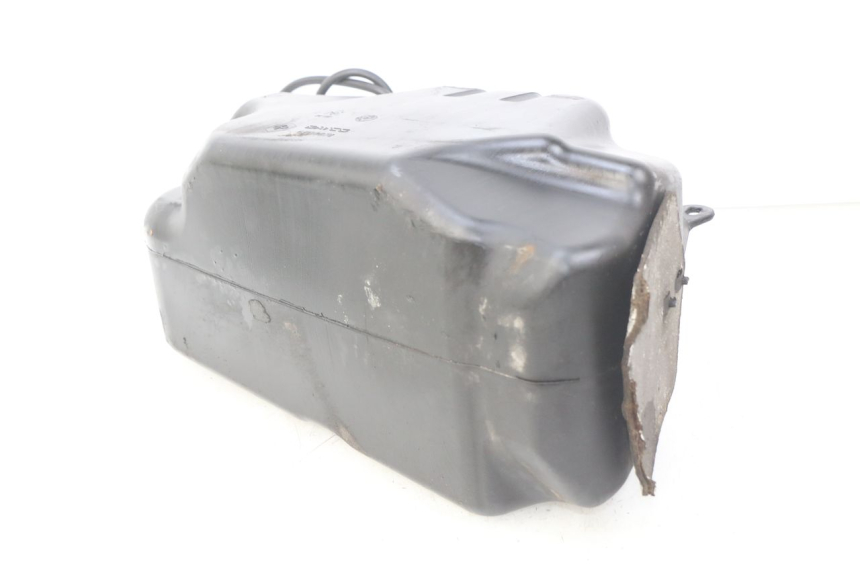 photo de FUEL TANK PIAGGIO X9 EVOLUTION 500 (2003 - 2005) - Zoom on usage condition