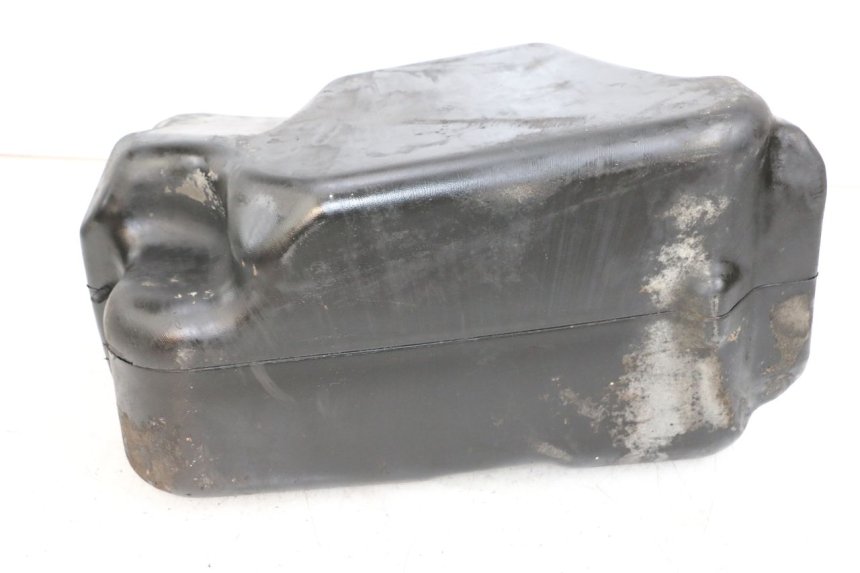 photo de FUEL TANK PIAGGIO X9 125 (2000 - 2003) - Zoom on usage condition